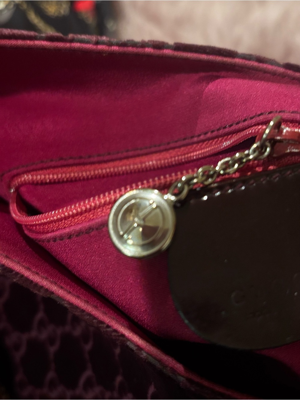 ❤️🔥FlaShSaLE❤️🔥Rare Vintage Gucci Tom Ford Velvet Bag in Deep Plum $1049 - Picture 7 of 13